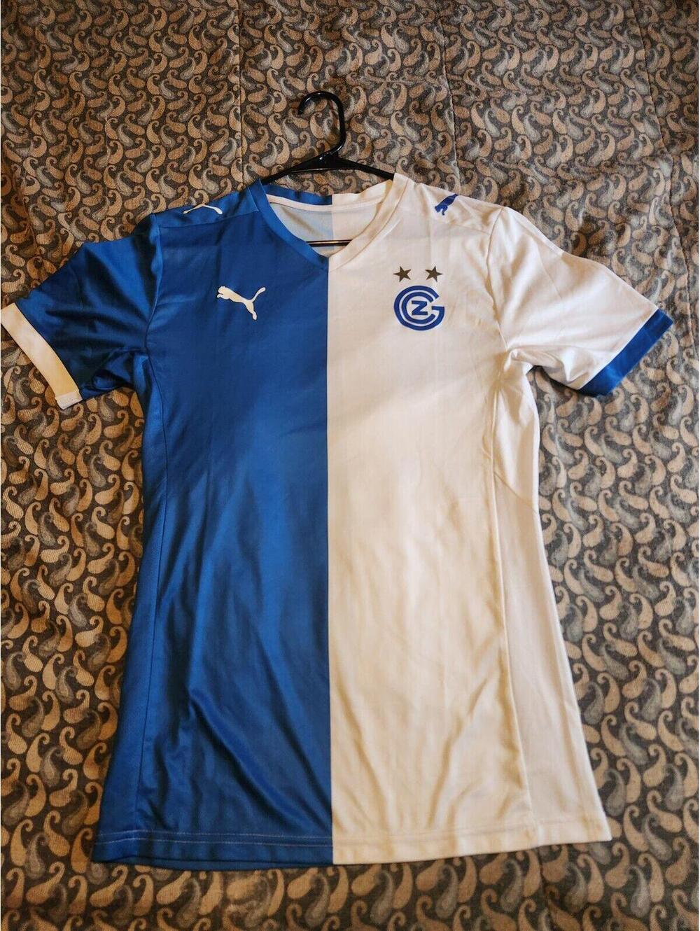 Grasshopper Zurich 2012/2013 Switzerland Home Soccer Jersey Size M